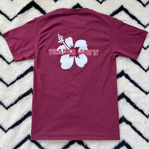 Trader Joe’s crew shirt w/short sleeves GUC Burgundy red. - Picture 3 of 5